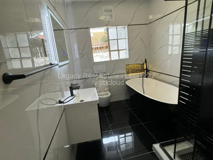 4 Bedroom House for Sale in Zimre Park, Harare