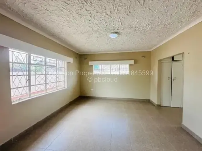 3 Bedroom House for Sale in Zimre Park, Harare