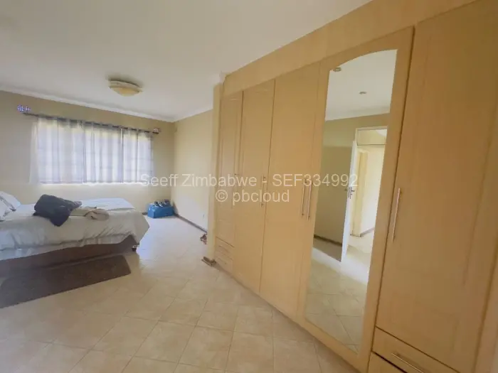 Townhouse/Cluster for Sale in Waterfalls, Harare