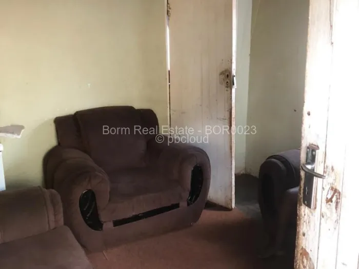 2 Bedroom House to Rent in Warren Park, Harare