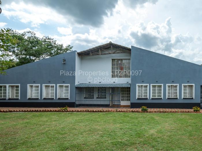 4 Bedroom House for Sale in Norton, Norton