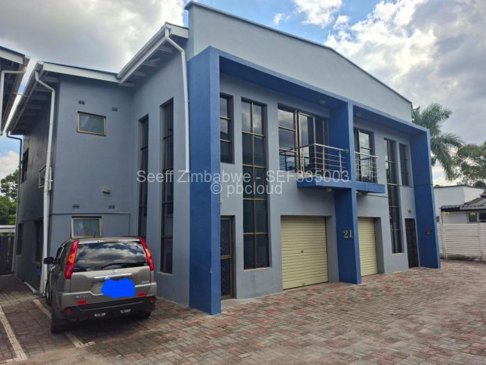 Townhouse/Cluster for Sale in Newlands, Harare
