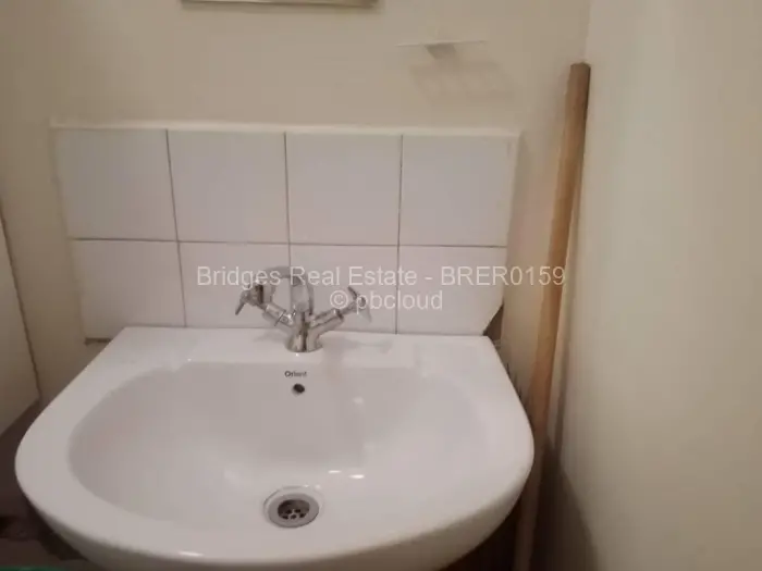 Flat/Apartment for Sale in Glen Norah, Harare