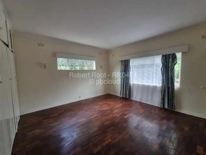 5 Bedroom House for Sale in Mandara, Harare