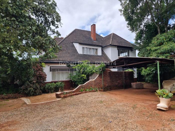 5 Bedroom House for Sale in Mandara, Harare