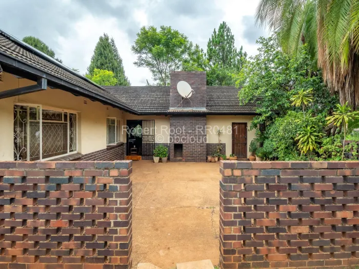 3 Bedroom House for Sale in Bluff Hill, Harare