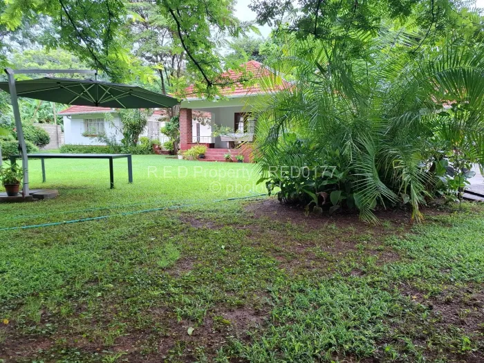 4 Bedroom House for Sale in Hillside Byo, Bulawayo