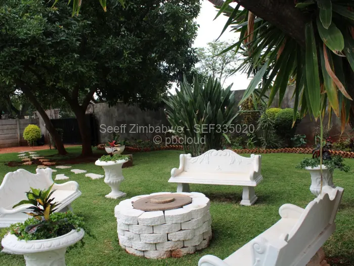 4 Bedroom House to Rent in Upper Hillside