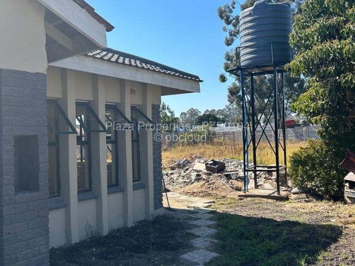 4 Bedroom House for Sale in Windsor Park, Ruwa