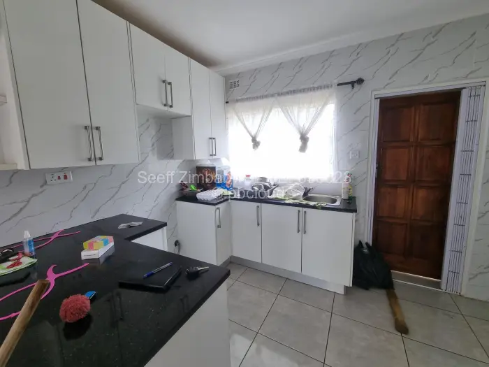 2 Bedroom Cottage/Garden Flat to Rent in Borrowdale West, Harare