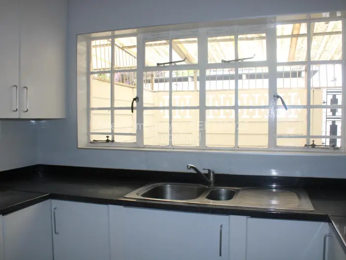 2 Bedroom Cottage/Garden Flat to Rent in Harare City Centre, Harare