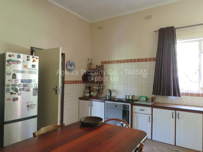 5 Bedroom House for Sale in Tiger's Kloof, Mutare