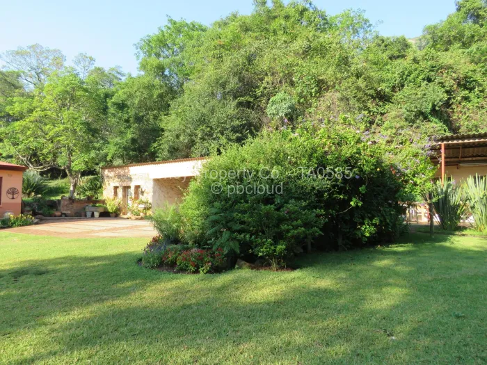 5 Bedroom House for Sale in Tiger's Kloof, Mutare