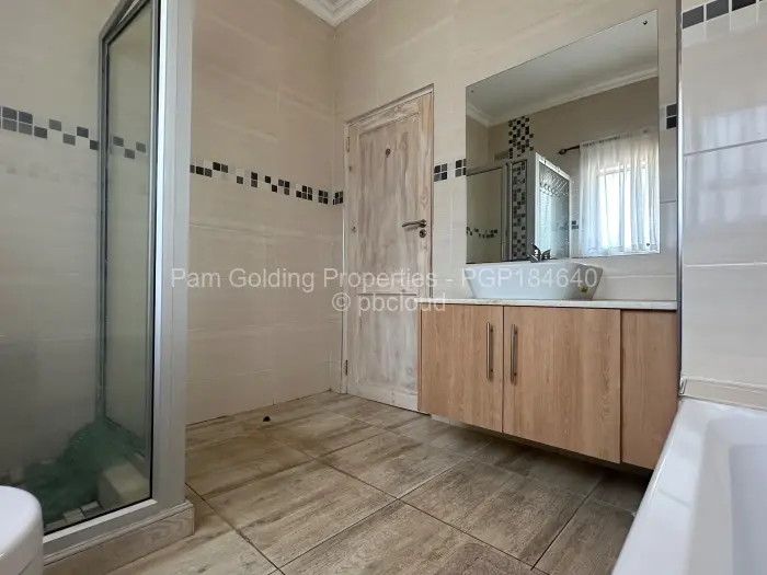 Townhouse/Complex/Cluster to Rent in Quinnington