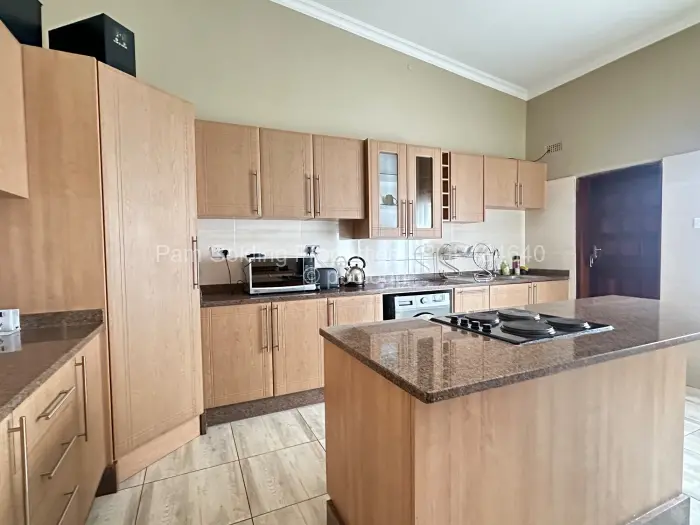 Townhouse/Complex/Cluster to Rent in Quinnington