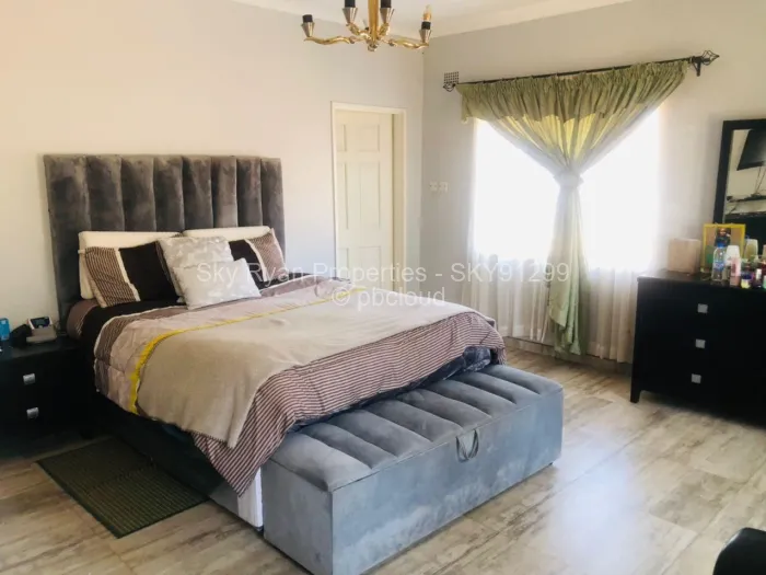 4 Bedroom House for Sale in Carrick Creagh Estate, Harare