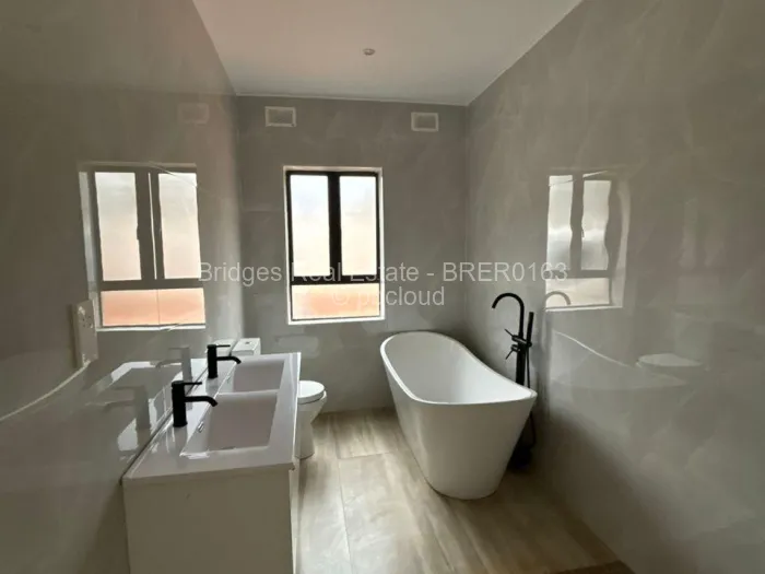 Townhouse/Complex/Cluster for Sale in Borrowdale, Harare