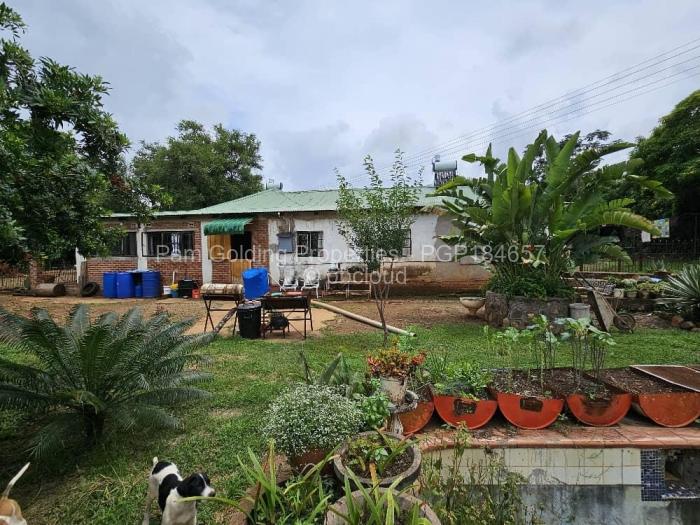 4 Bedroom House for Sale in Hillside Byo, Bulawayo