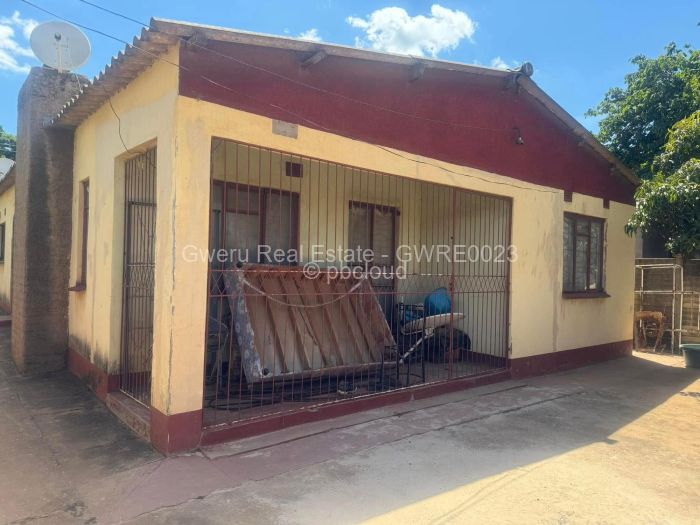 4 Bedroom House for Sale in Mkoba, Gweru
