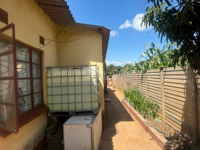 4 Bedroom House for Sale in Mkoba, Gweru