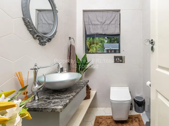 6 Bedroom House for Sale in Mount Pleasant, Harare