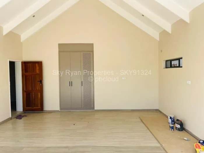 Townhouse/Complex/Cluster for Sale in Marlborough, Harare