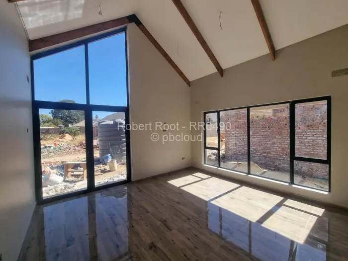 Townhouse/Cluster for Sale in Greendale, Harare