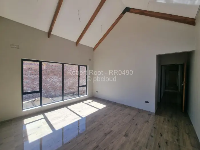 Townhouse/Cluster for Sale in Greendale, Harare