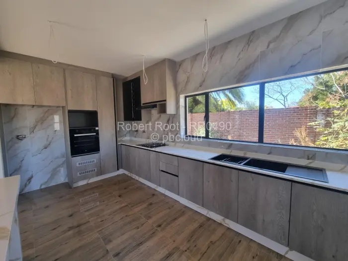 Townhouse/Cluster for Sale in Greendale, Harare