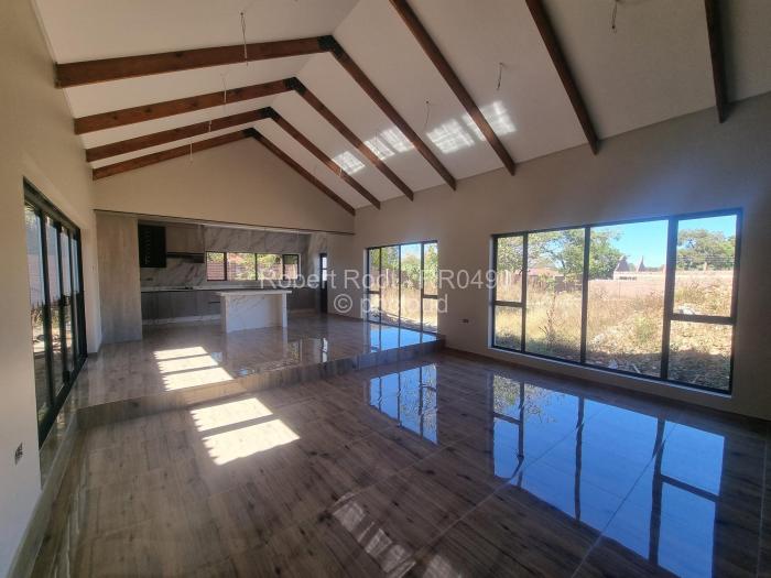 Townhouse/Cluster for Sale in Greendale, Harare