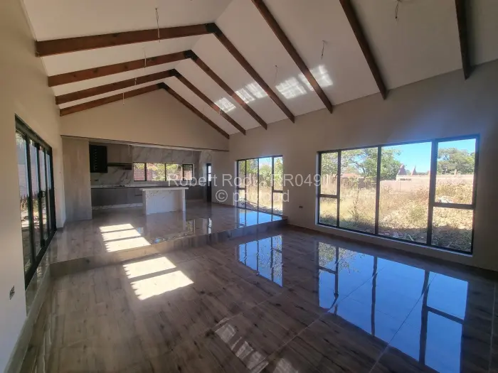 Townhouse/Cluster for Sale in Greendale, Harare