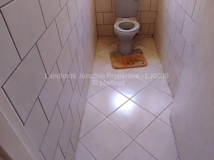 2 Bedroom House for Sale in Nkulumane, Bulawayo