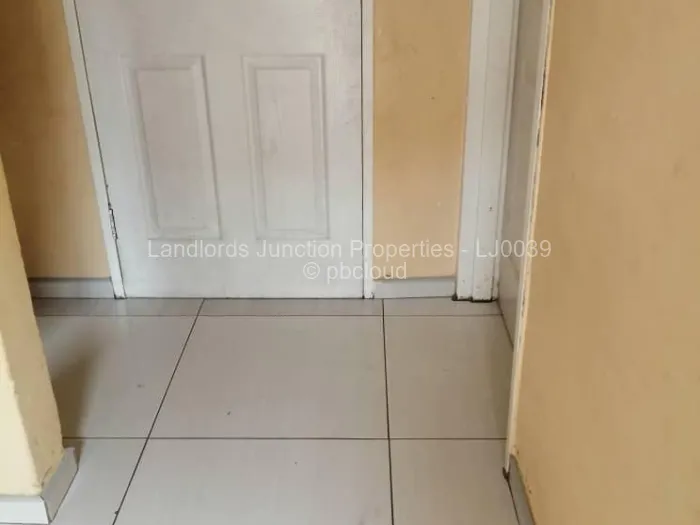 2 Bedroom House for Sale in Nkulumane, Bulawayo