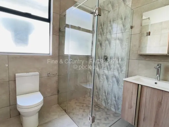 Townhouse/Complex/Cluster to Rent in Borrowdale West