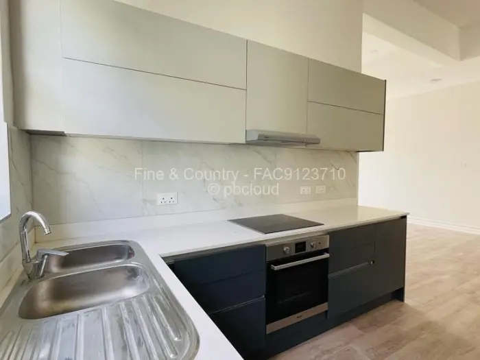 Townhouse/Complex/Cluster to Rent in Borrowdale West