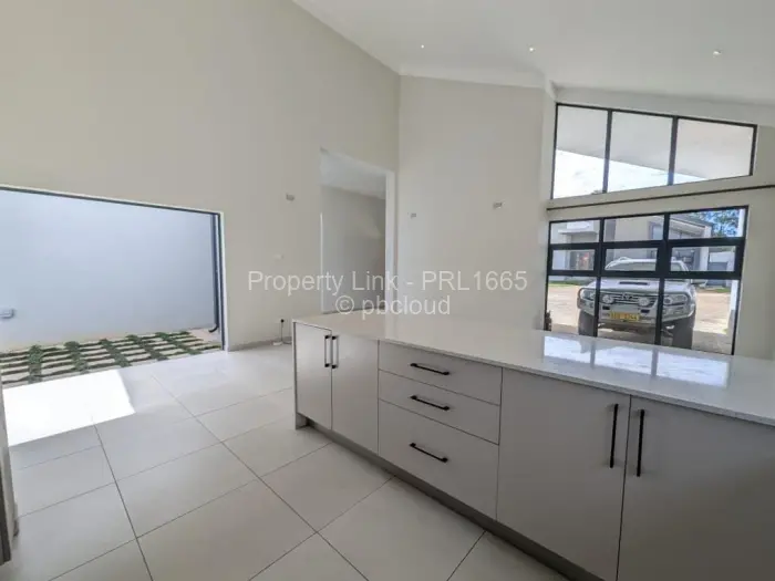 Townhouse/Cluster for Sale in Greendale North, Harare