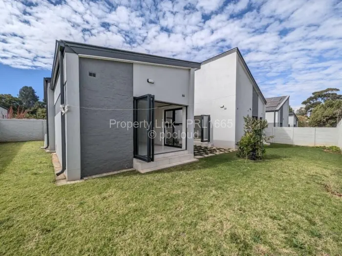 Townhouse/Cluster for Sale in Greendale North, Harare