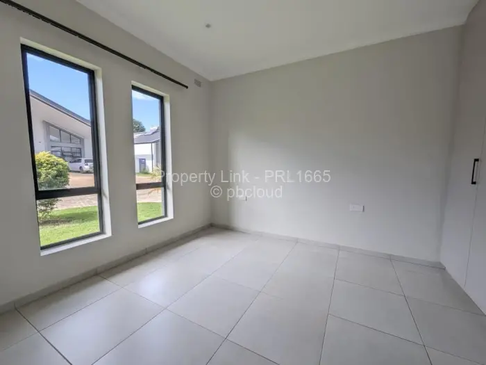 Townhouse/Cluster for Sale in Greendale North, Harare