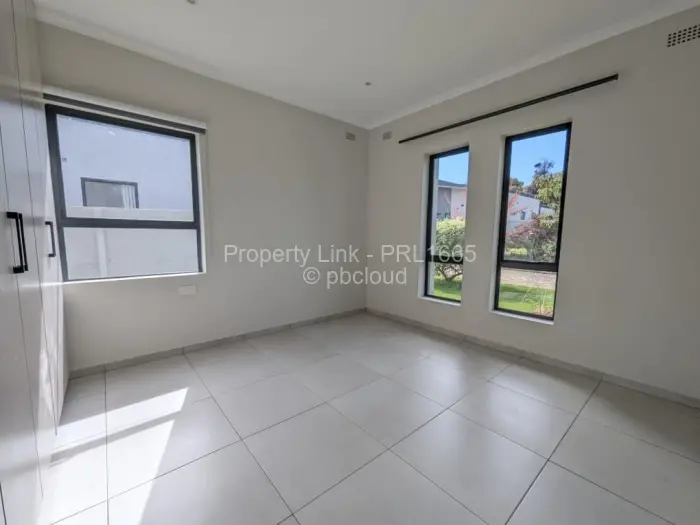 Townhouse/Cluster for Sale in Greendale North, Harare