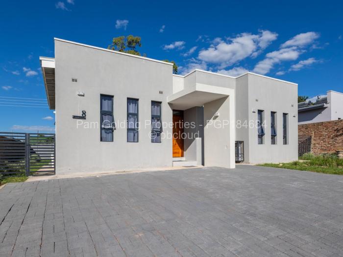 Townhouse/Cluster for Sale in Greendale, Harare