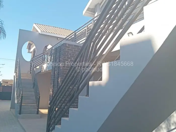 Townhouse/Cluster for Sale in Chipukutu Park, Ruwa