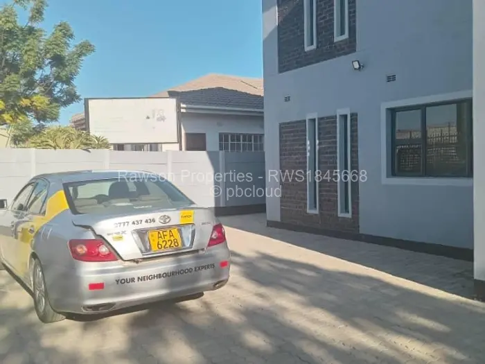 Townhouse/Cluster for Sale in Chipukutu Park, Ruwa