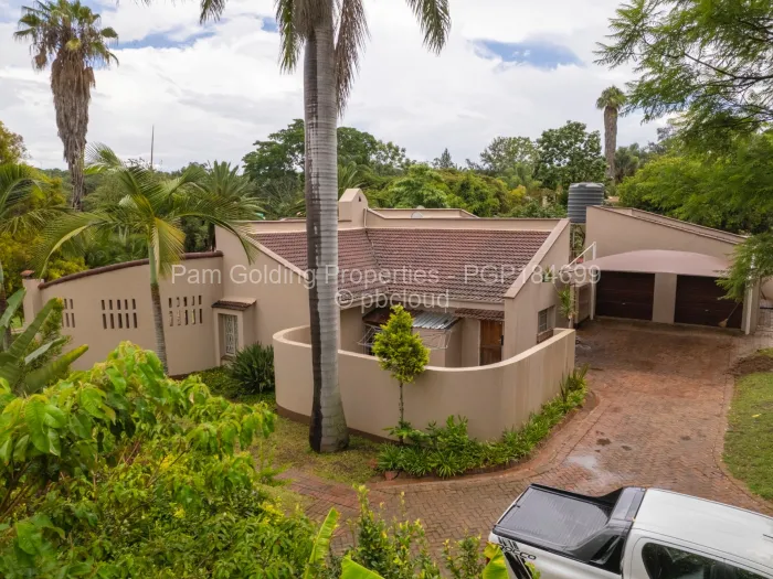 Townhouse/Complex/Cluster for Sale in Kambanji, Harare