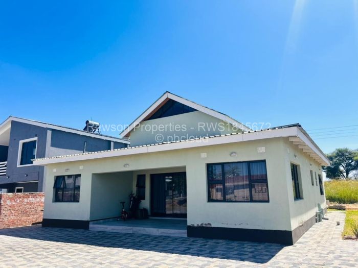 Townhouse/Cluster for Sale in Arlington, Harare