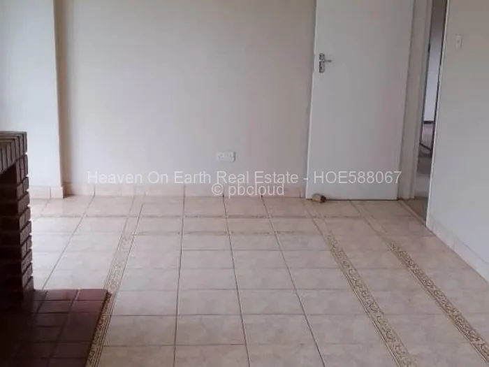 5 Bedroom House for Sale in Emerald Hill, Harare