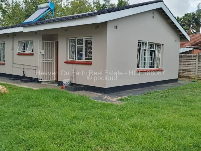5 Bedroom House for Sale in Emerald Hill, Harare