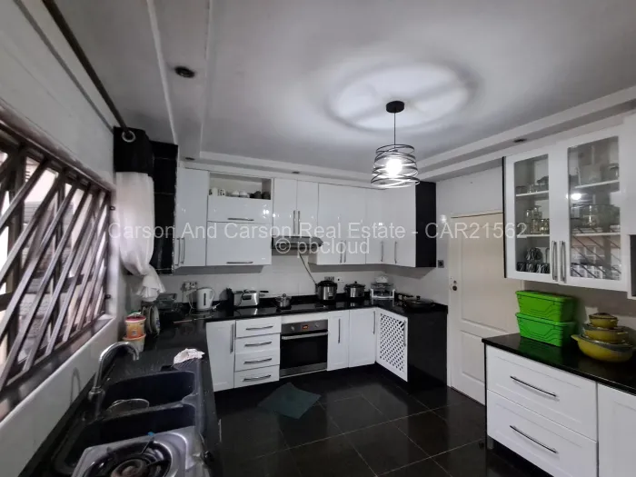 4 Bedroom House for Sale in Madokero Estates, Harare