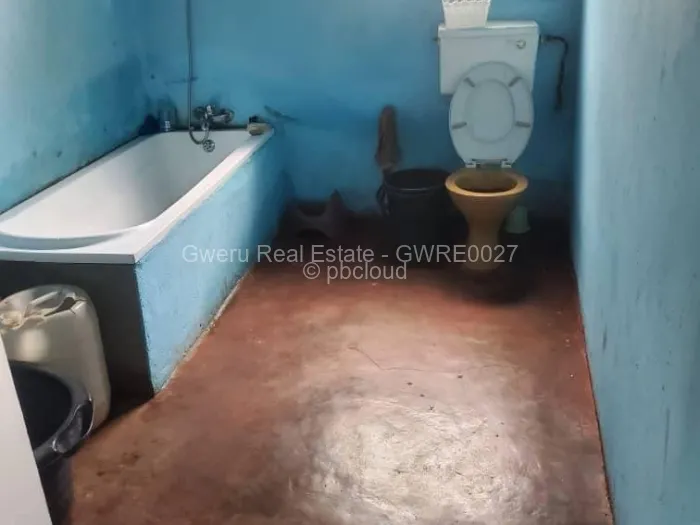 5 Bedroom House for Sale in Mkoba, Gweru