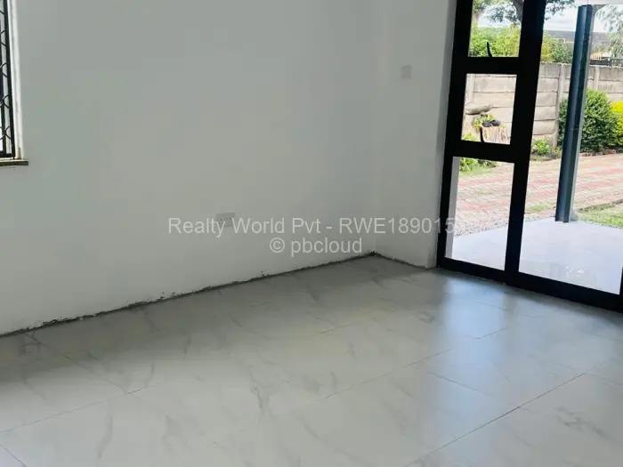 Commercial Property to Rent in Eastlea