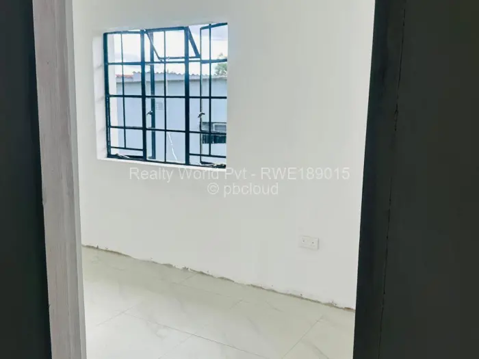 Commercial Property to Rent in Eastlea